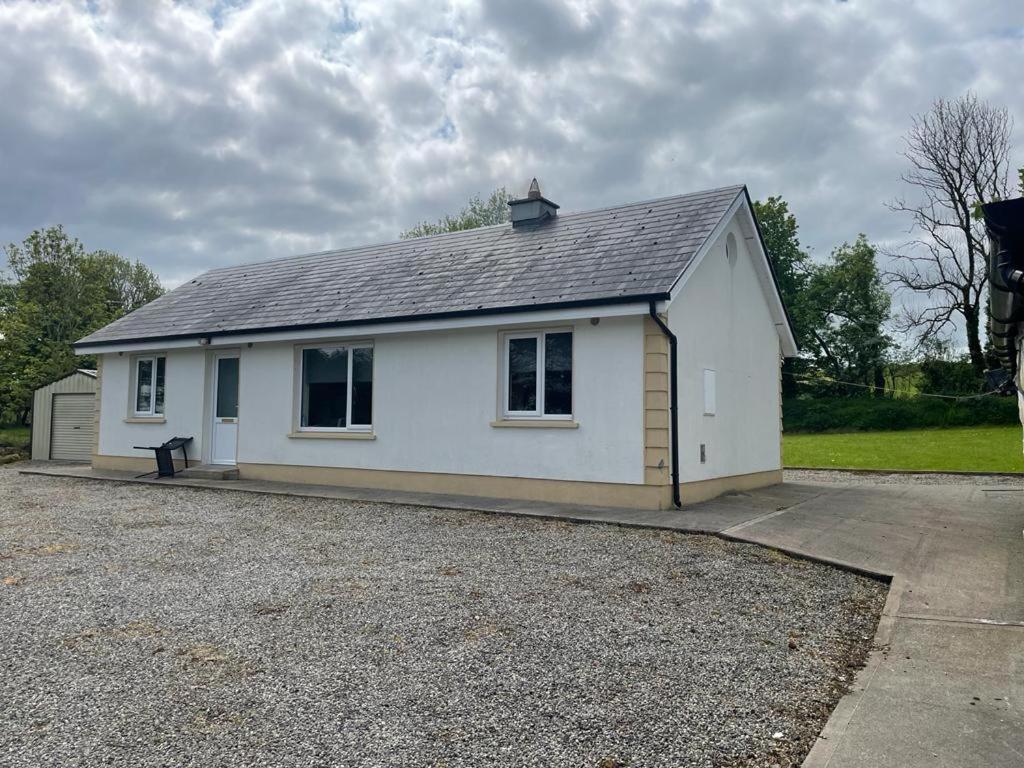 Higgins House Villa Ballyhaunis Exteriör bild